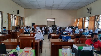 Polres Blora Gelar Vaksinasi Merdeka Untuk Siswa SMAN 1 Tunjungan