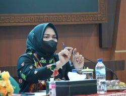 Etiek : Masyarakat ingin pelayanan yang cepat dan mudah, Intansi Tidak Usah Ruwet