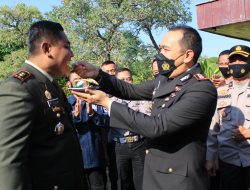 Penuh Haru, Kejutan HUT TNI Ke 76 Ternyata Dandim Dan Kapolres Blora Teman Sekolah Satu Angkatan