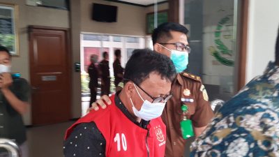 Tersangka Kasus Dugaan Pungli Pasar Cepu Ditahan