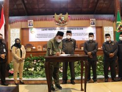 Bupati dan DPRD Blora Tandatangani Nota Kesepakatan KUA-PPAS RAPBD 2022