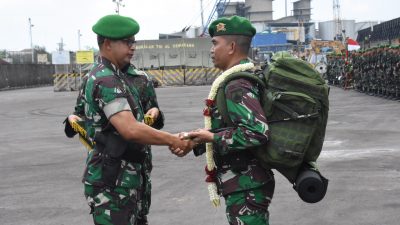 Brigjen TNI Parwito Sambut Kepulangan Satgas Yonif 410/Alugoro Dari Papua