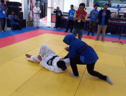 Buka Pra Porprov Judo di Blora, Wabup Etik Banting Atlet Pakai Jurus Ukiotoshi dan Ogoshi