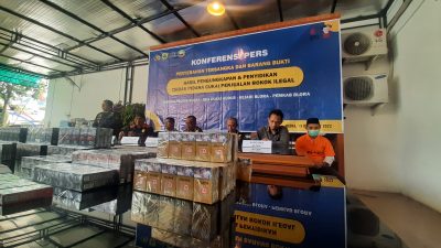 Pengedar Ratusan Ribu Batang Rokok Ilegal di Blora Diringkus Aparat