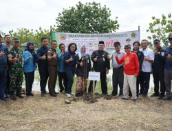 Bupati Apresiasi Kegiatan Wartawan Menanam Wujud Sinergi Sesarengan mBangun Blora