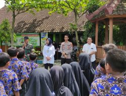 Waspada Penculikan, Forkopincam Kradenan Blora Sambangi Sekolah Dasar