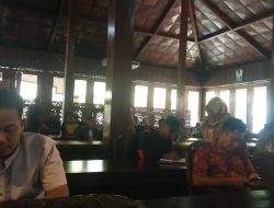 Petani Hutan Geruduk DPRD Blora, Bingung soal KHDPK