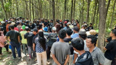 Mantri Klopoduwur Minta Maaf Usai Digeruduk Petani Hutan yang Tunjukkan SK Perhutanan Sosial
