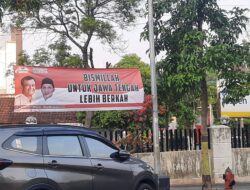 Spanduk Bergambar Ahmad Luthfi Berpasangan dengan Gus Yasin Berseliweran di Blora