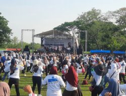 Targetkan 80 Persen Menang, Acara Senam Sehat Ahmad Luthfi Gus Yasin Dipenuhi Ribuan Warga Masyarakat