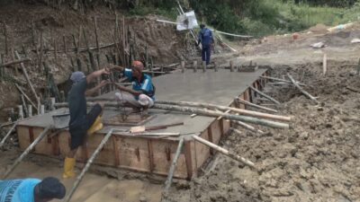 Atasi Krisis Air Bersih, Pemdes Rowobungkul Bangun Broncep di Aliran Sungai Lusi