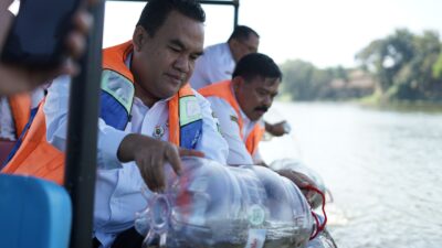 Pemkab Blora Tebar 32 Ribu Ekor Benih Ikan