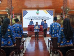 Pemkab Blora Lantik 40 Pengawas dan Serahkan SK Mutasi untuk 77 Kepala Sekolah