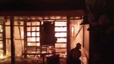 Rumah Warga Desa Brumbung Jepon Kebakaran, Diduga Karena Korsleting Listrik