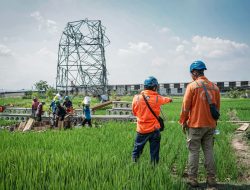PLN Gerak Cepat Pulihkan Listrik Klaten, Tower Darurat Dididirikan Pasca Cuaca Ekstrem