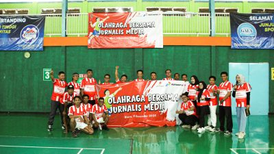 Pertamina EP Cepu Field Zona 11 Main Badminton Bareng Wartawan PWI Blora
