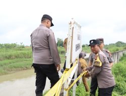 Tanggul Kali Bodri Kritis, Polsek Patebon Pasang Garis Polisi