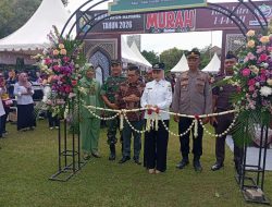 Bupati Kendal Gelar Pasar Murah, 1.200 Paket Sembako Ludes Diserbu Warga
