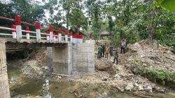 Dandim 0721/Blora Tinjau Pembangunan Jembatan Garuda di Klopoduwur, Pastikan Kualitas dan Progres Sesuai Target