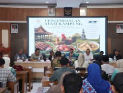 Gebrakan Bupati Arief Gandeng UGM: Ngingoni Ayam Kampung Siap Sulap Ekonomi Warga Blora