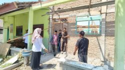 Sidak Proyek Revitalisasi di SDN 1 Sumberjo, DPRD Rembang Temukan Kayu Keropos dan Semen Rapuh